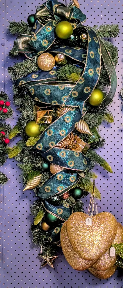 Peacock Plume Wreath